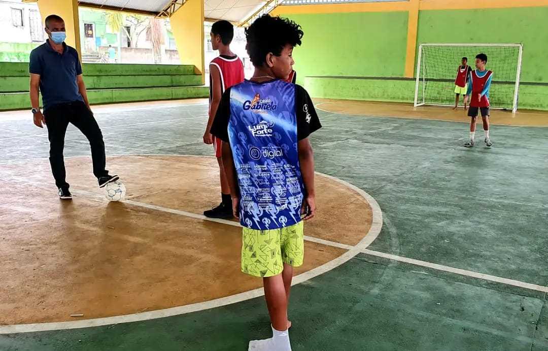 Camacã: Prefeito Paulo do Gás cumpre agenda de visitas  no Batalhão da Polícia Militar e CIMA